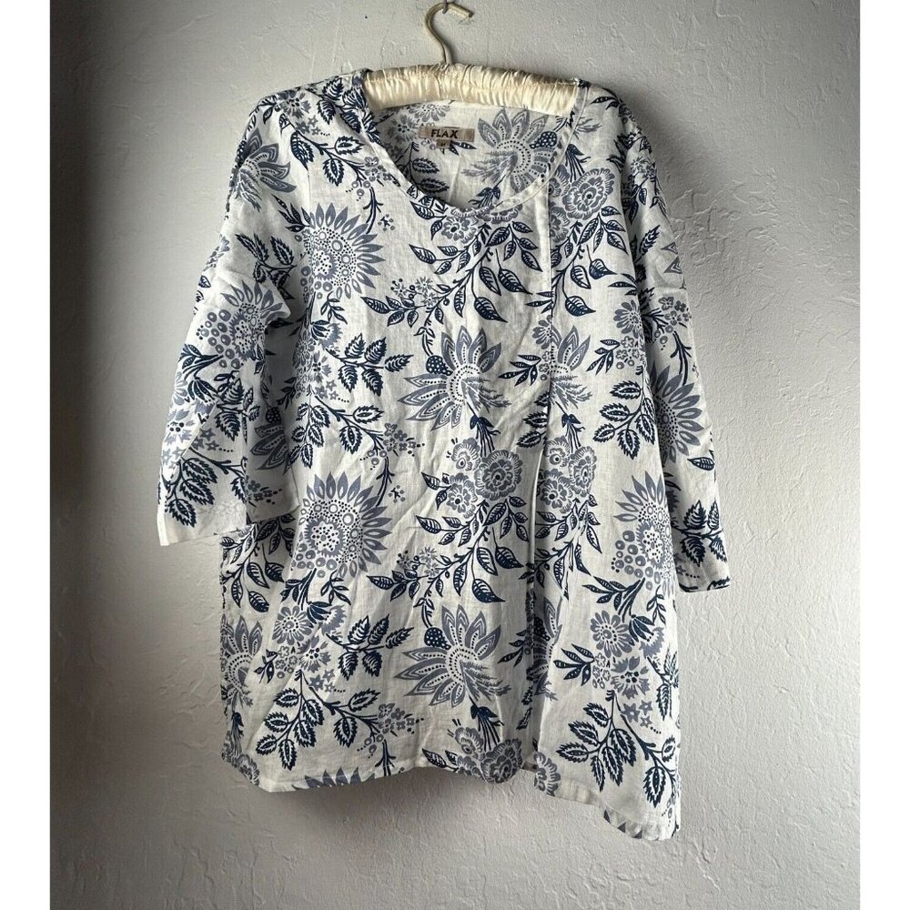 FLAX Women's Linen Tucked Tunic Top Medium White Blue Floral 3/4 Sleeve NWOT